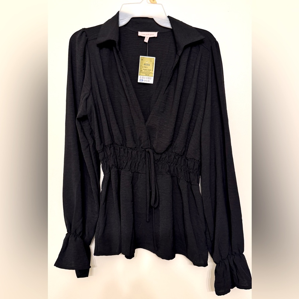 Casual Dress Black Flare-Sleeve Peplum Top